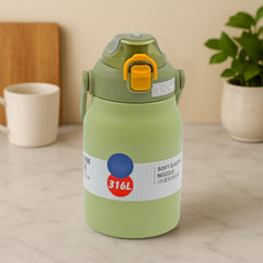 Premium Stainless Steel Vacuum Insulated Bottle Water Flask Vacuum Hot Cold For Kids / Travelling Water Bottle for Kids with Straw, Thermos For office / Gym /School (1000 ML)